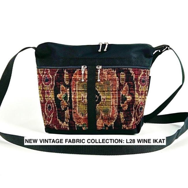 221L Small Cross-Body Organizer Purse in Black Nylon with fabric accent pockets