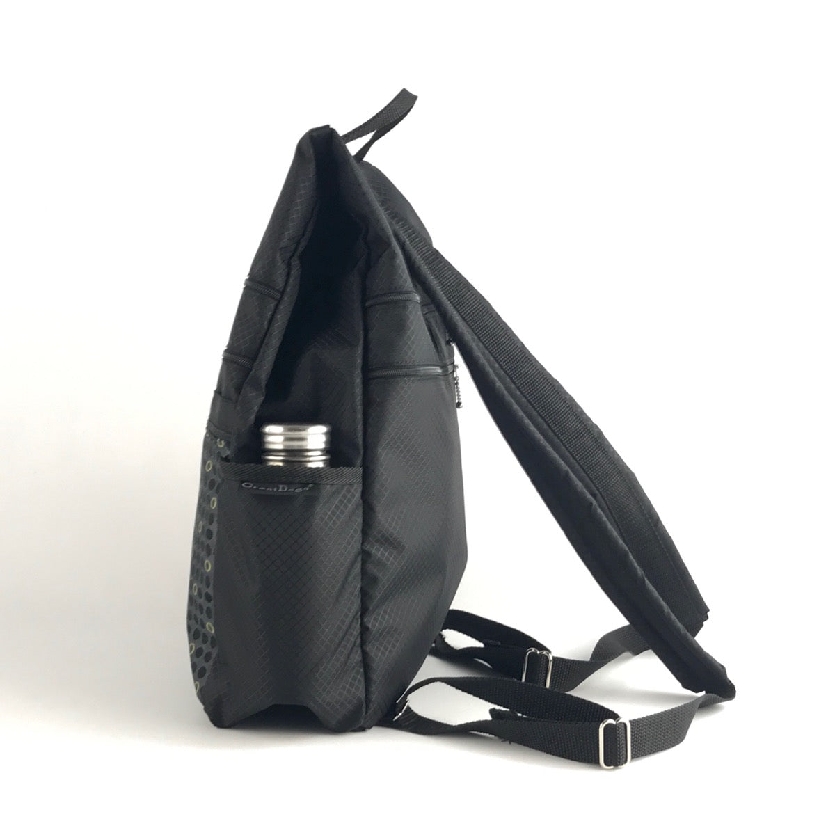 R969W Large Side Entry Backpack with padded straps in Ripstop Nylon with security pockets