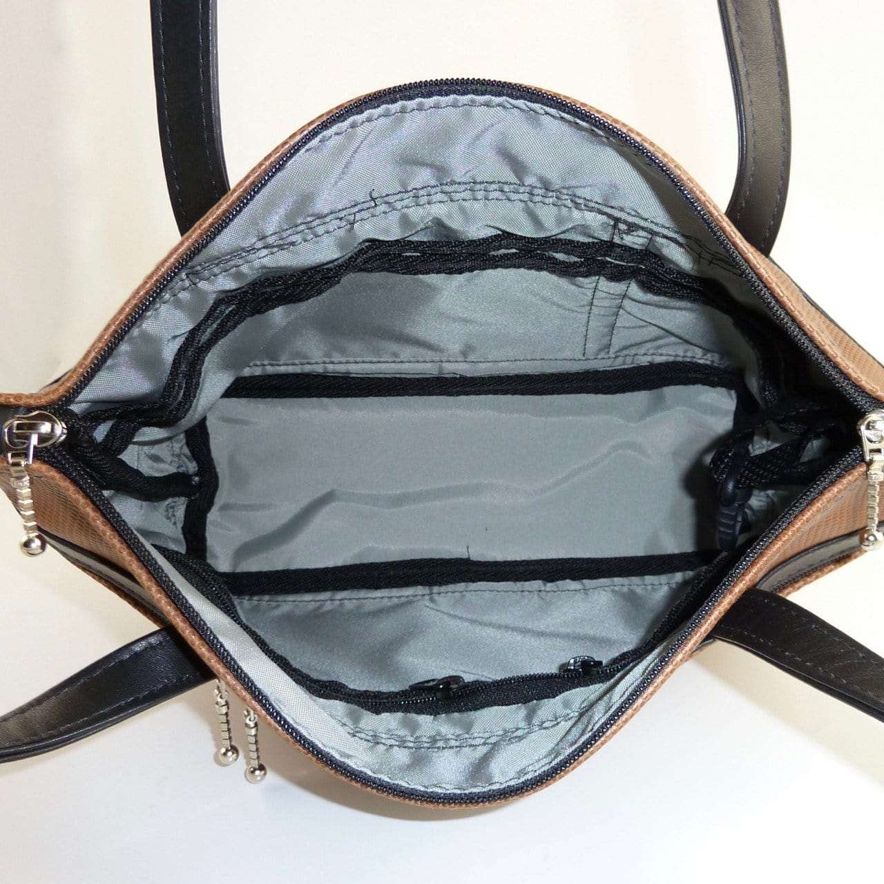 Chelsea Tote #V222