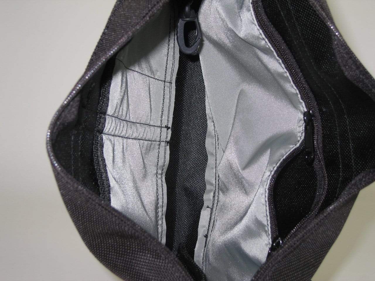 222L Black Cross-body medium Organizer Purse in nylon with fabric accent pockets