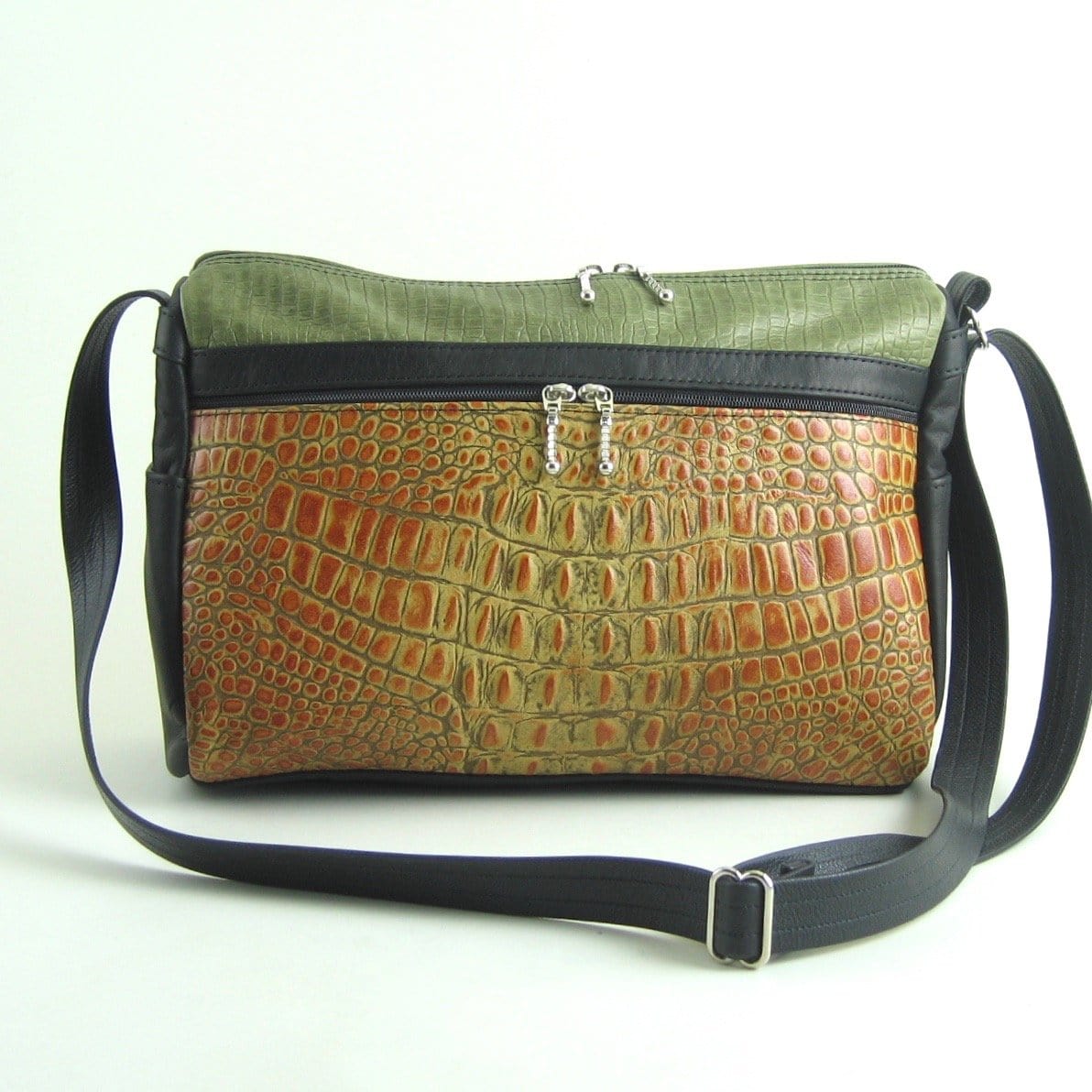 Lara Crossbody Satchel #VPL